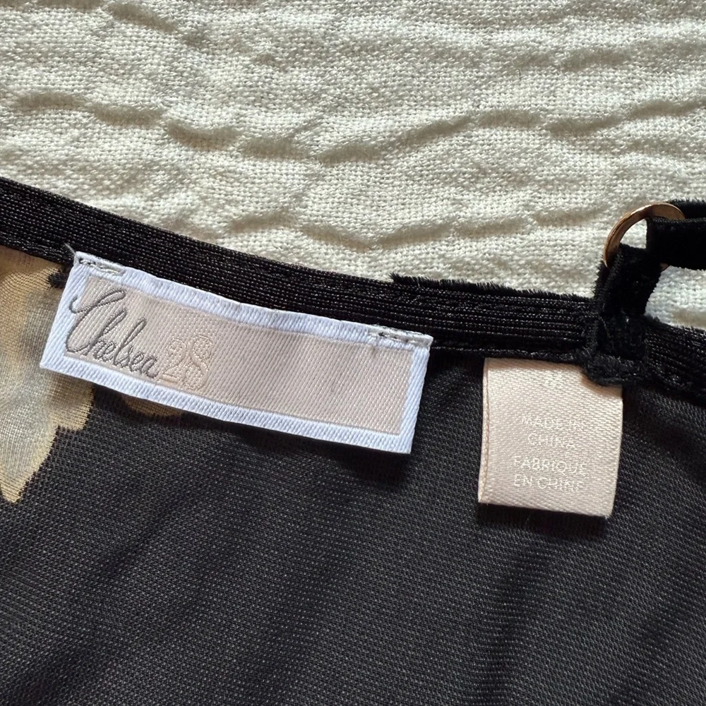 Chelsea28 camisole texture